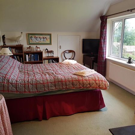 House On The Hill Bed and Breakfast Little Massingham Buitenkant foto